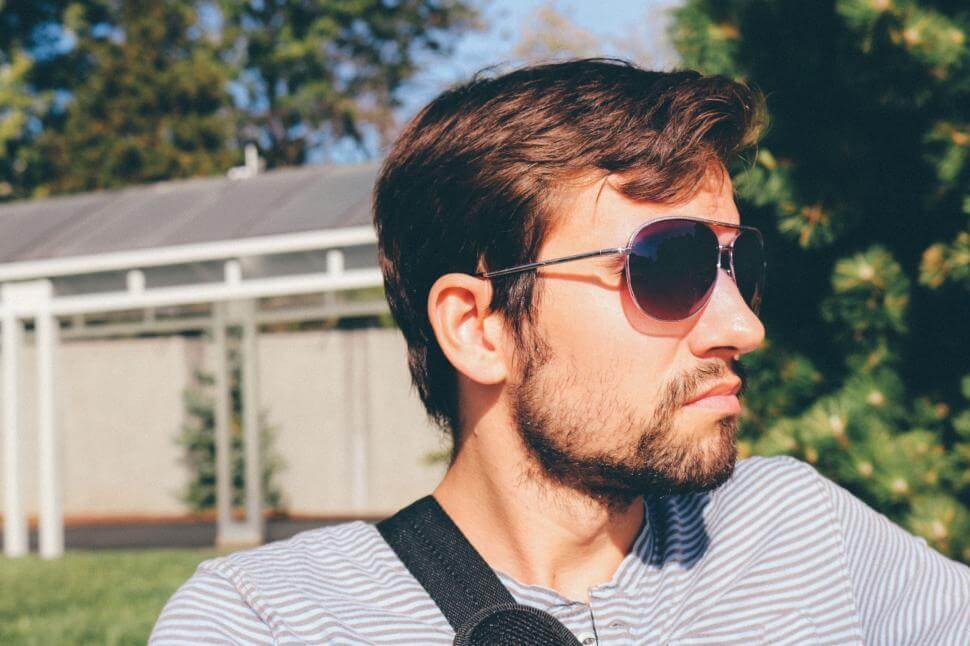 files/side-view-of-young-man-in-sunglasses.jpg